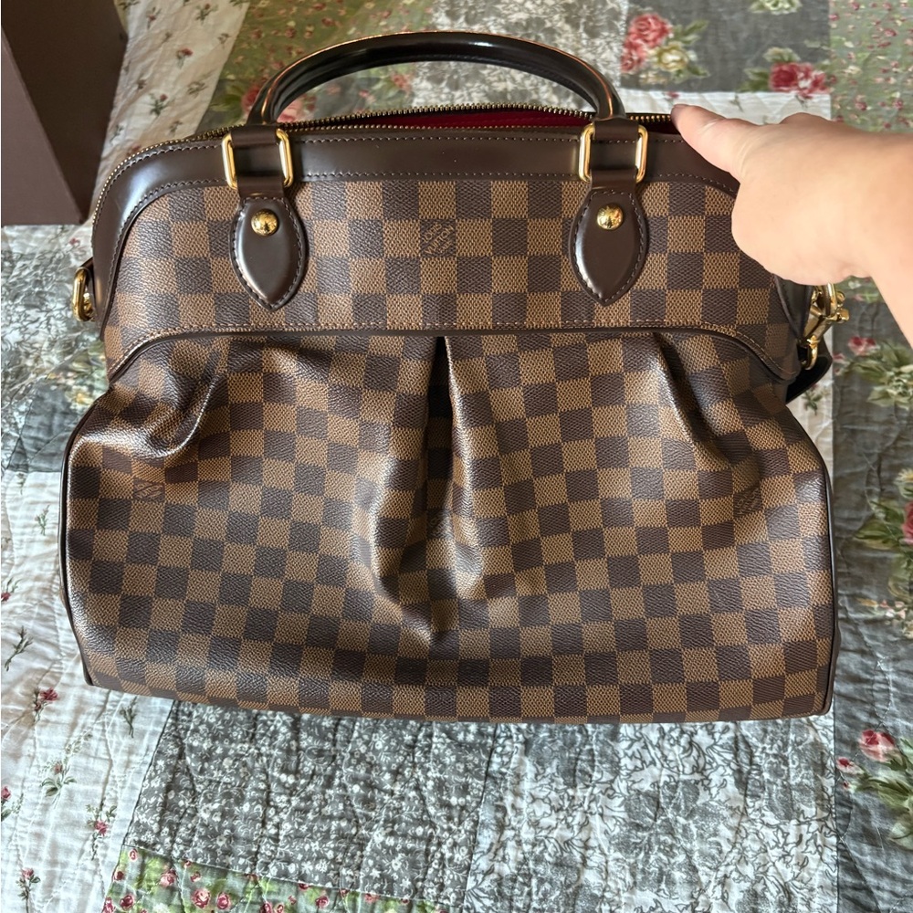 Louis Vuitton Brown Checkered Shoulder Bag TREVI GM - Picture 7 of 16